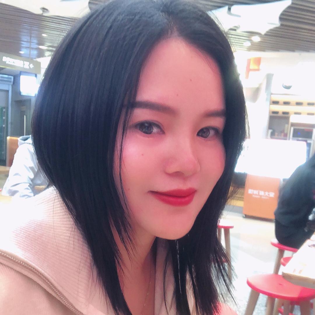 玲玲在深圳