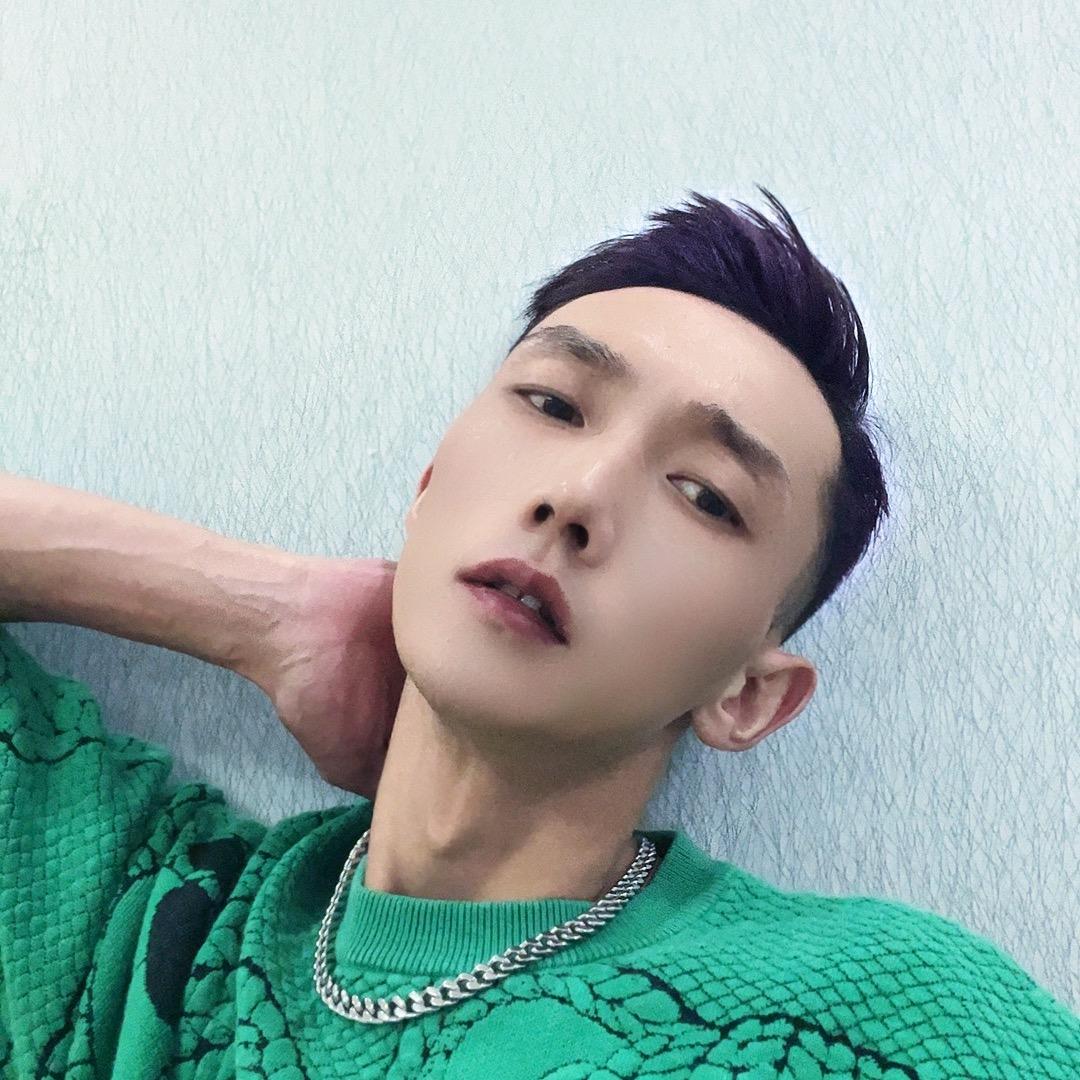 曾波
