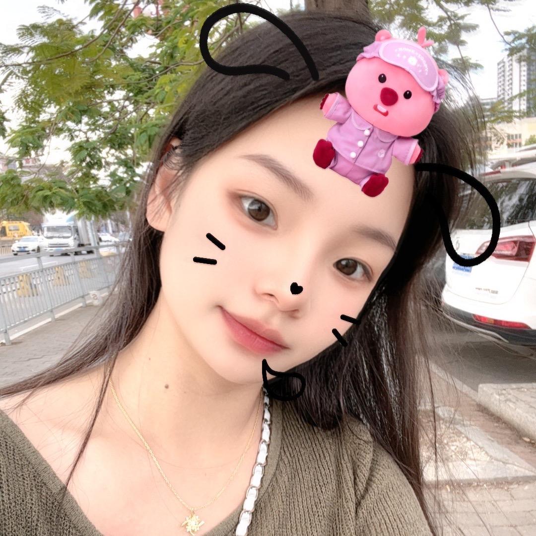 表妹在烤鸡