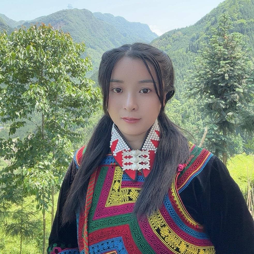 乡村吴 欣