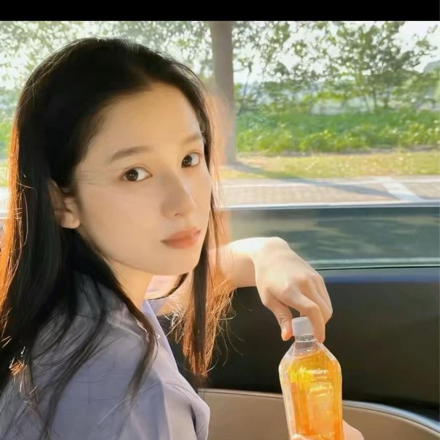 𝙞𝙪𝙠𝙤𝙞𝟳𝟳