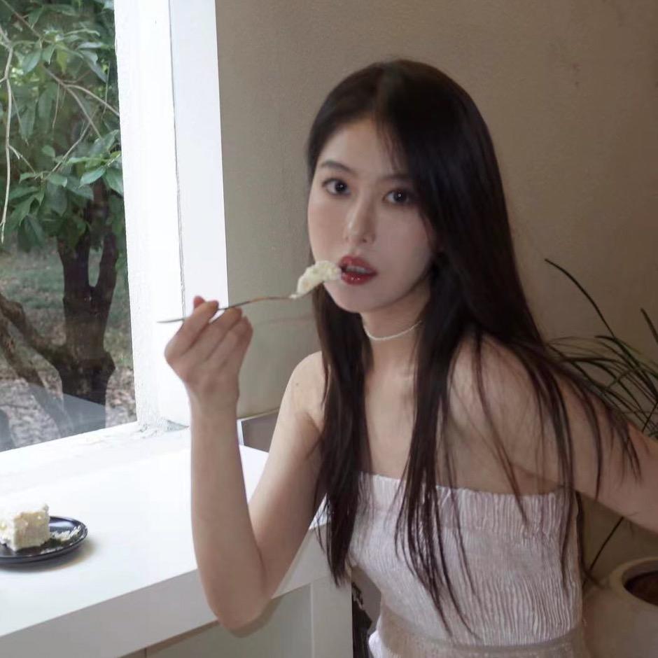 吃货少女小吴