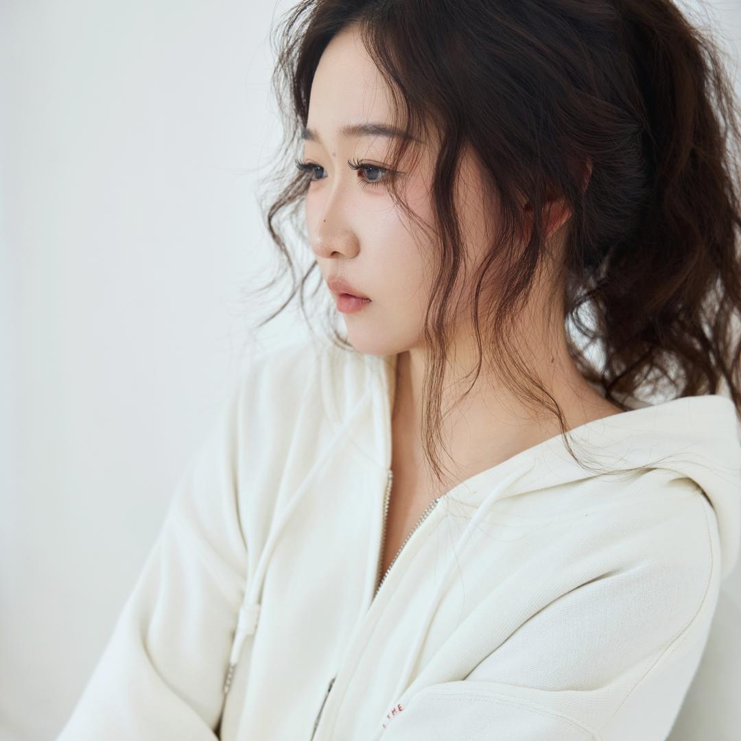 是婧婧婧呐.