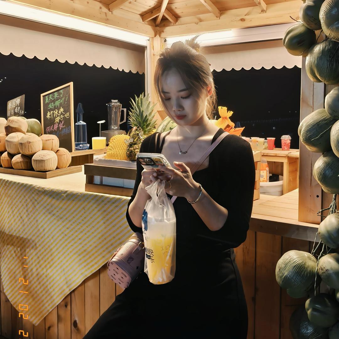 ♡̶🍈晚梨不吃梨