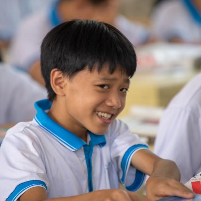 疯狂小涵哥：涨到570万送10台车给粉丝@抖音