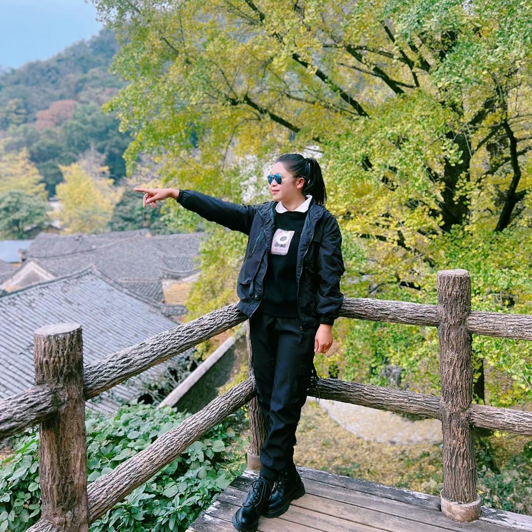 fangyan 🇨🇳方艳