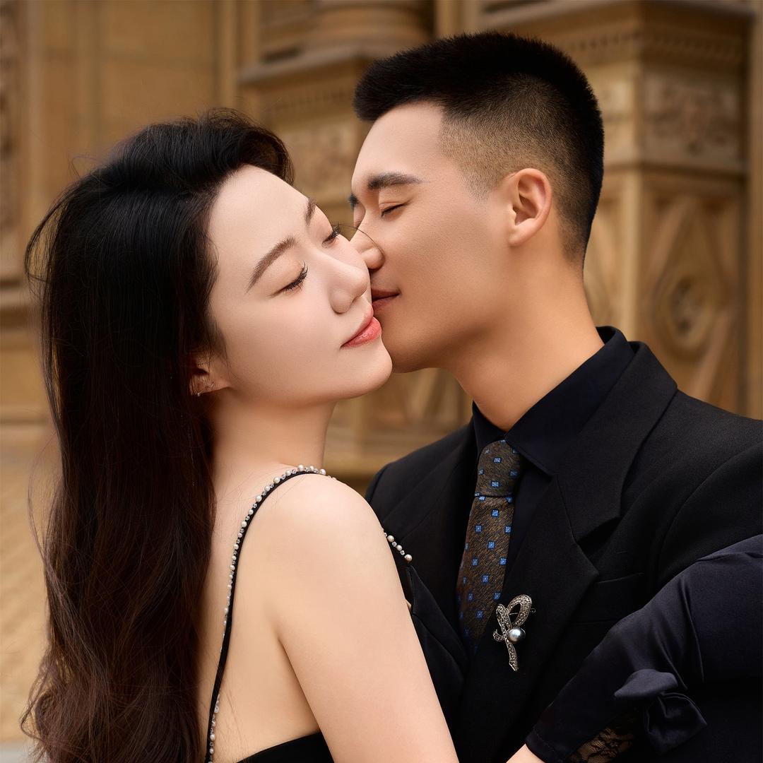 李🇨🇳Liu