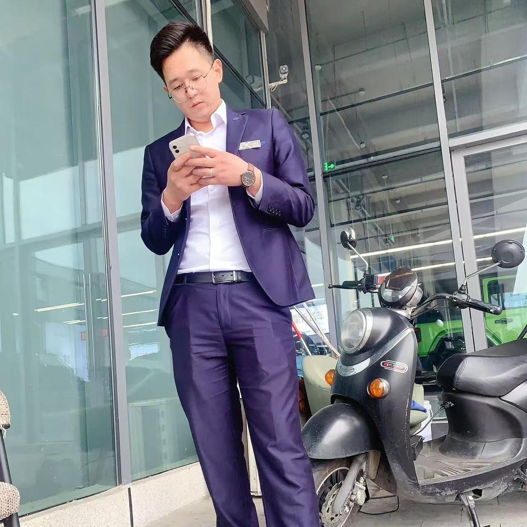 成都路虎二手车刘云