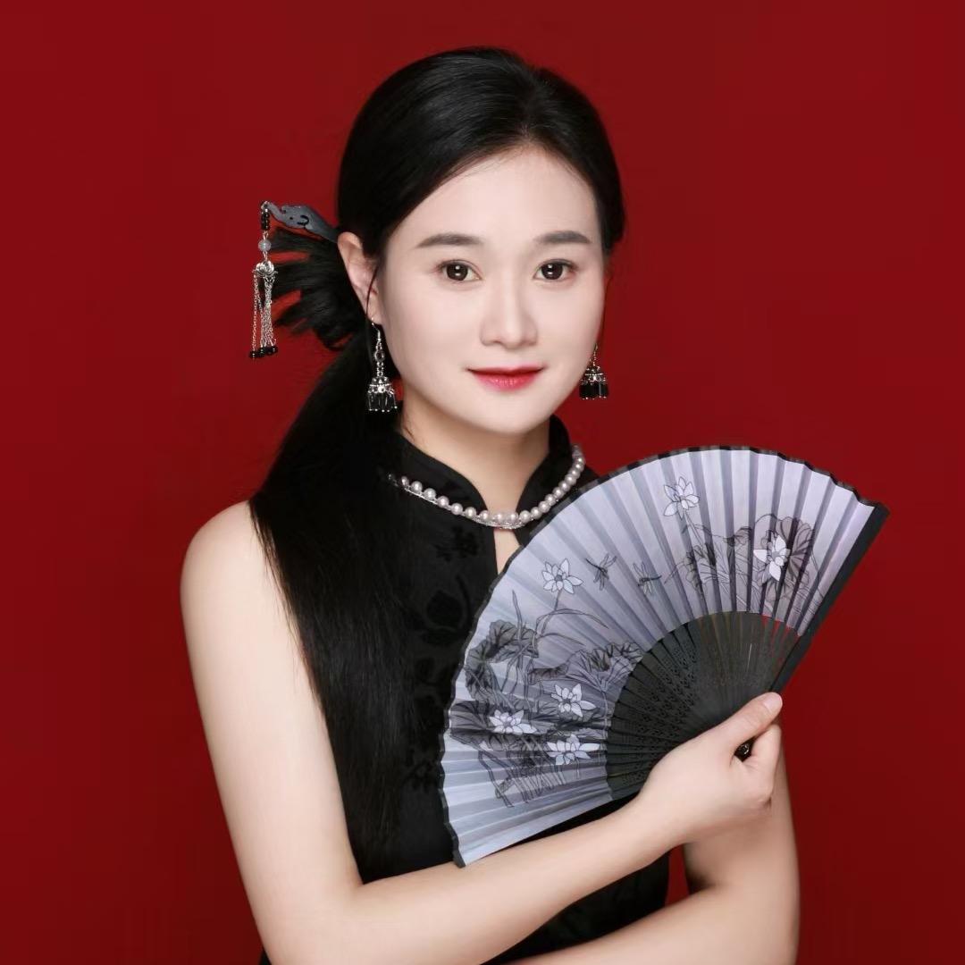 米可餐饮老板娘（努力减肥版）