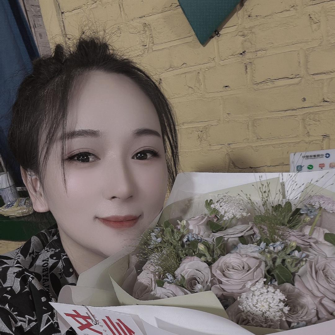 枪神烧烤 -枪蛋炮女王