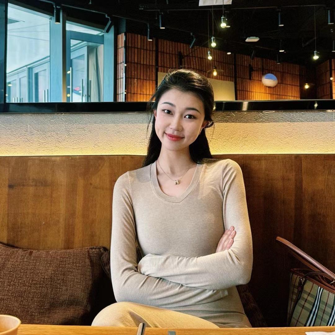 梨涡京京.