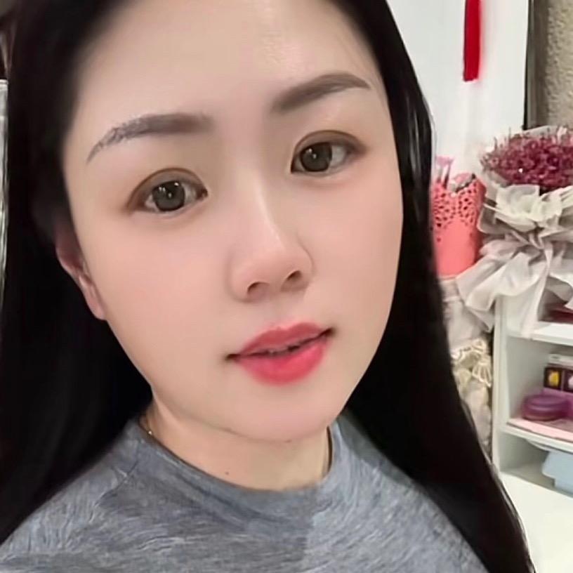 女装