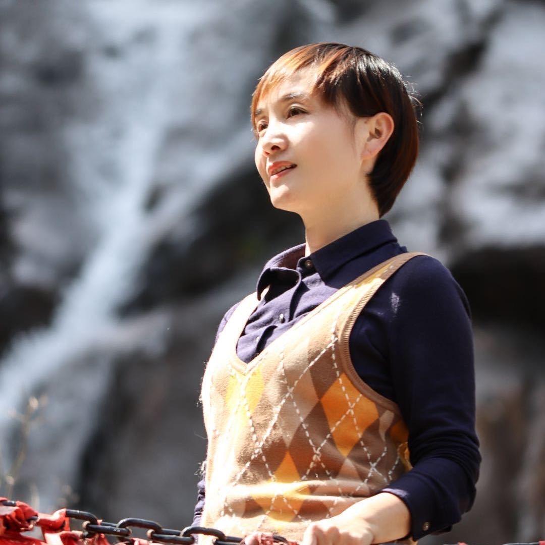 九华山方和蓉