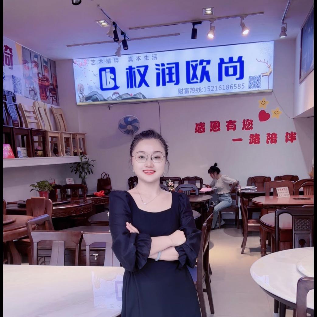 南康权润欧尚餐桌椅中心市场一楼