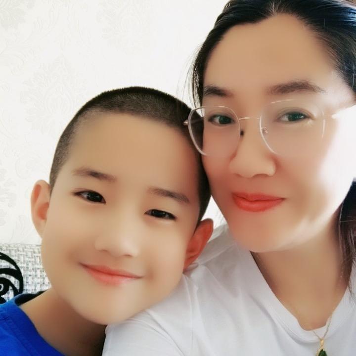 嘟同学妈妈
