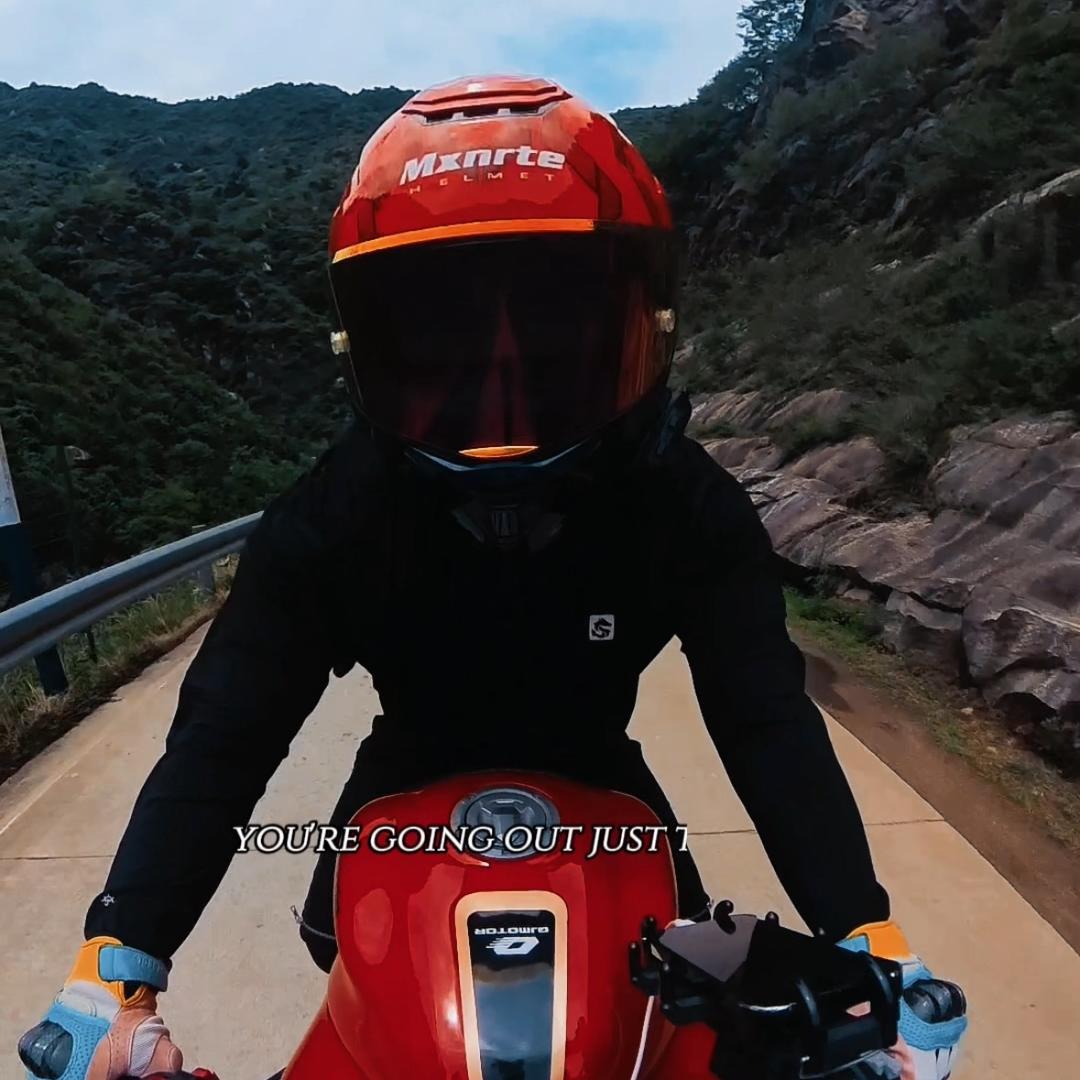 巴图说车（叭叭叭）