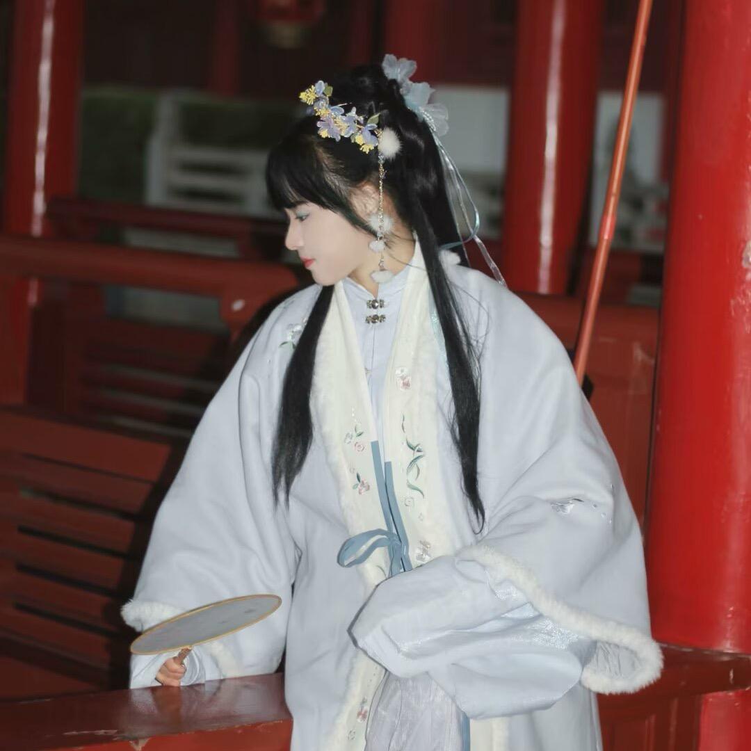 忕♡佪