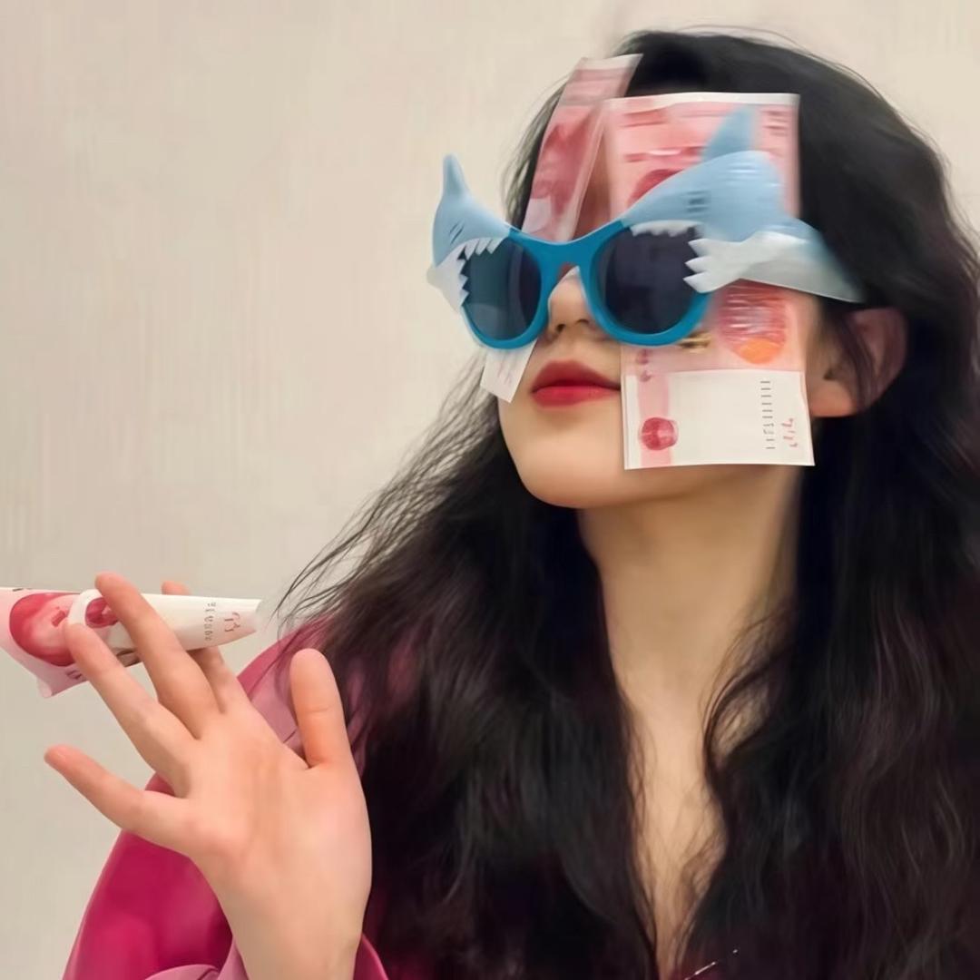 傲娇的美美