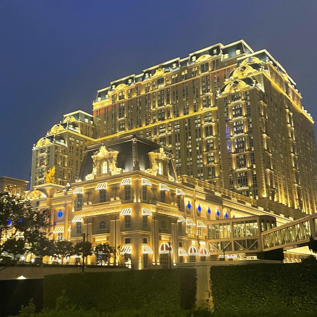 暴一丝