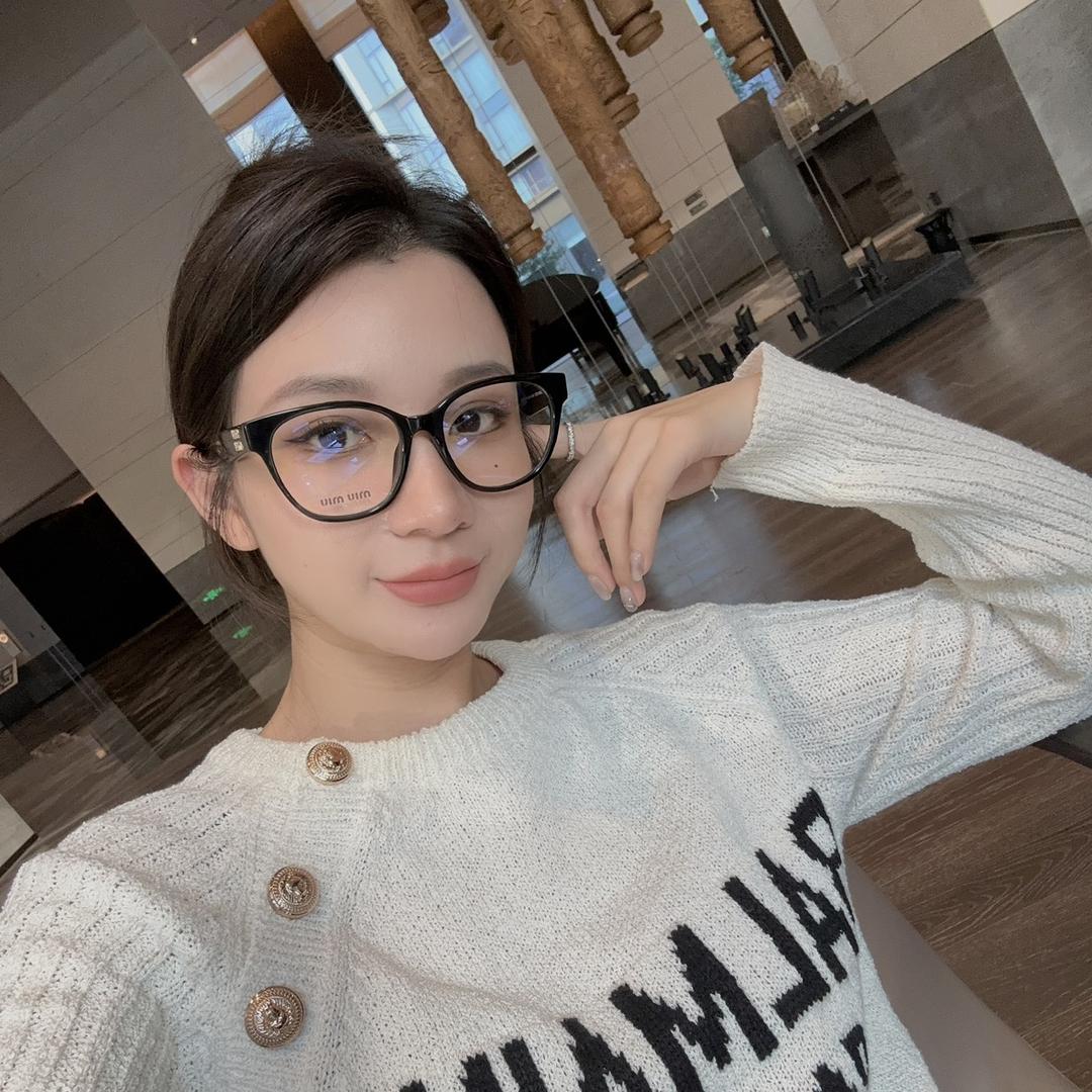 YouYou.Studio0