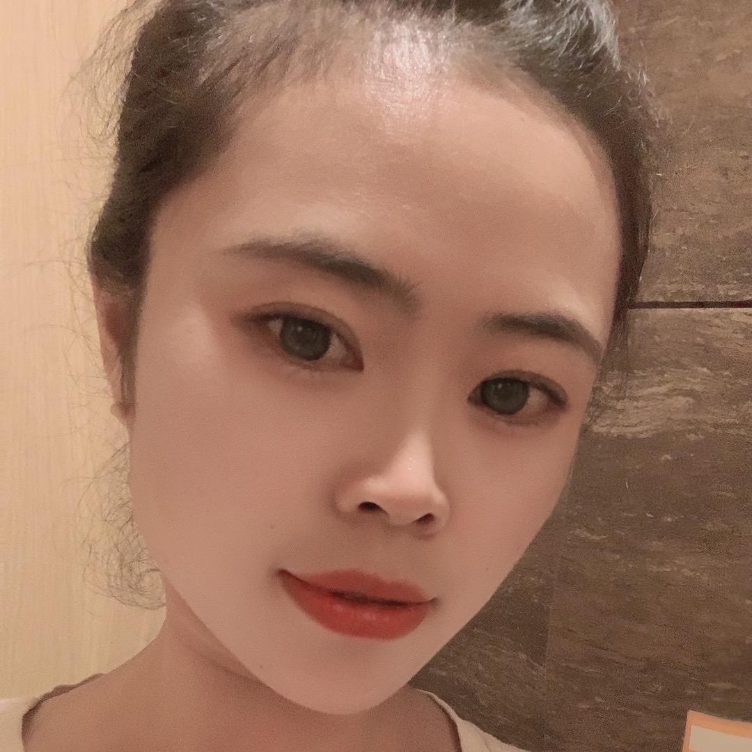 🍭嫚嫚🍭