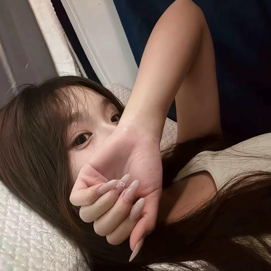 老公站街我数钱