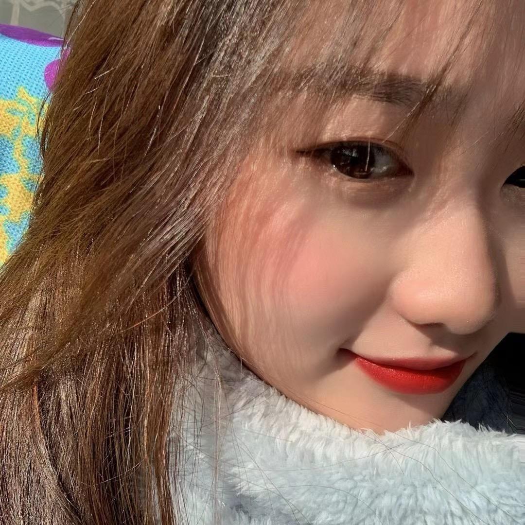 王哈哈美甲师