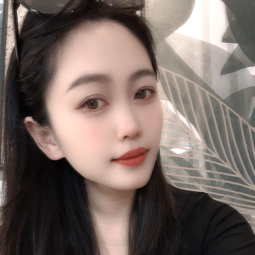 商贸城东门（我们俩 女装）