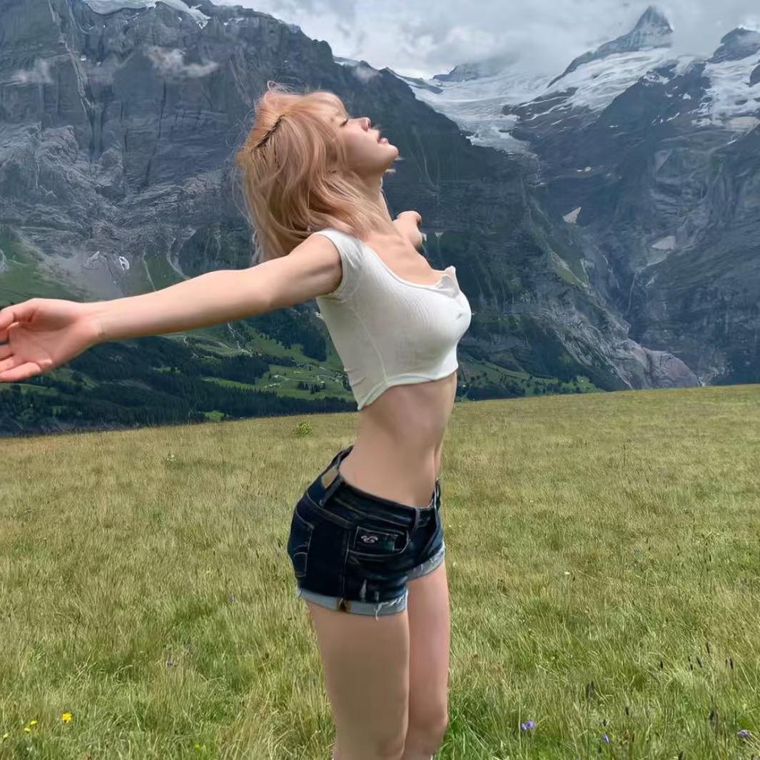 马温柔.女装