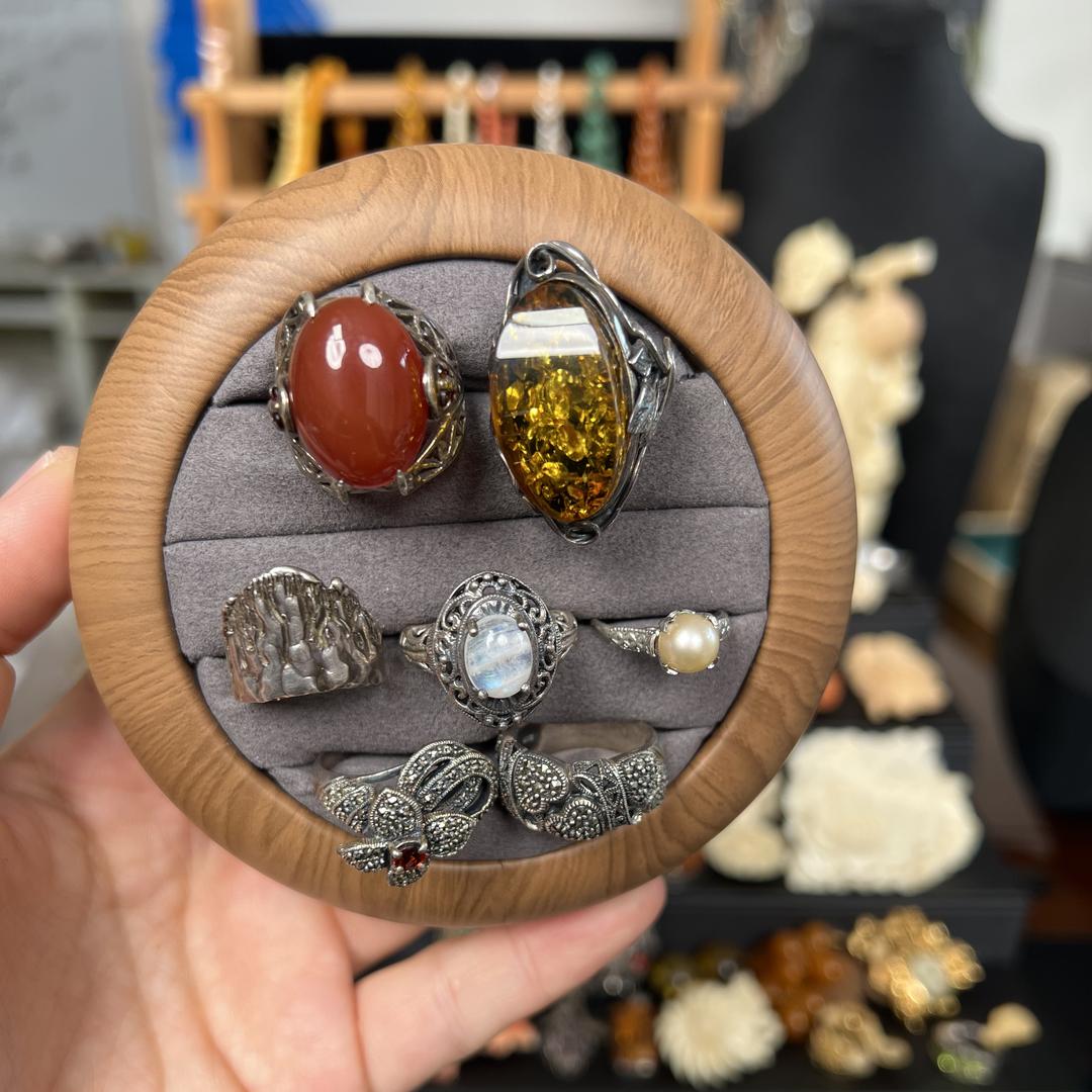 靖靖饰品批发商行