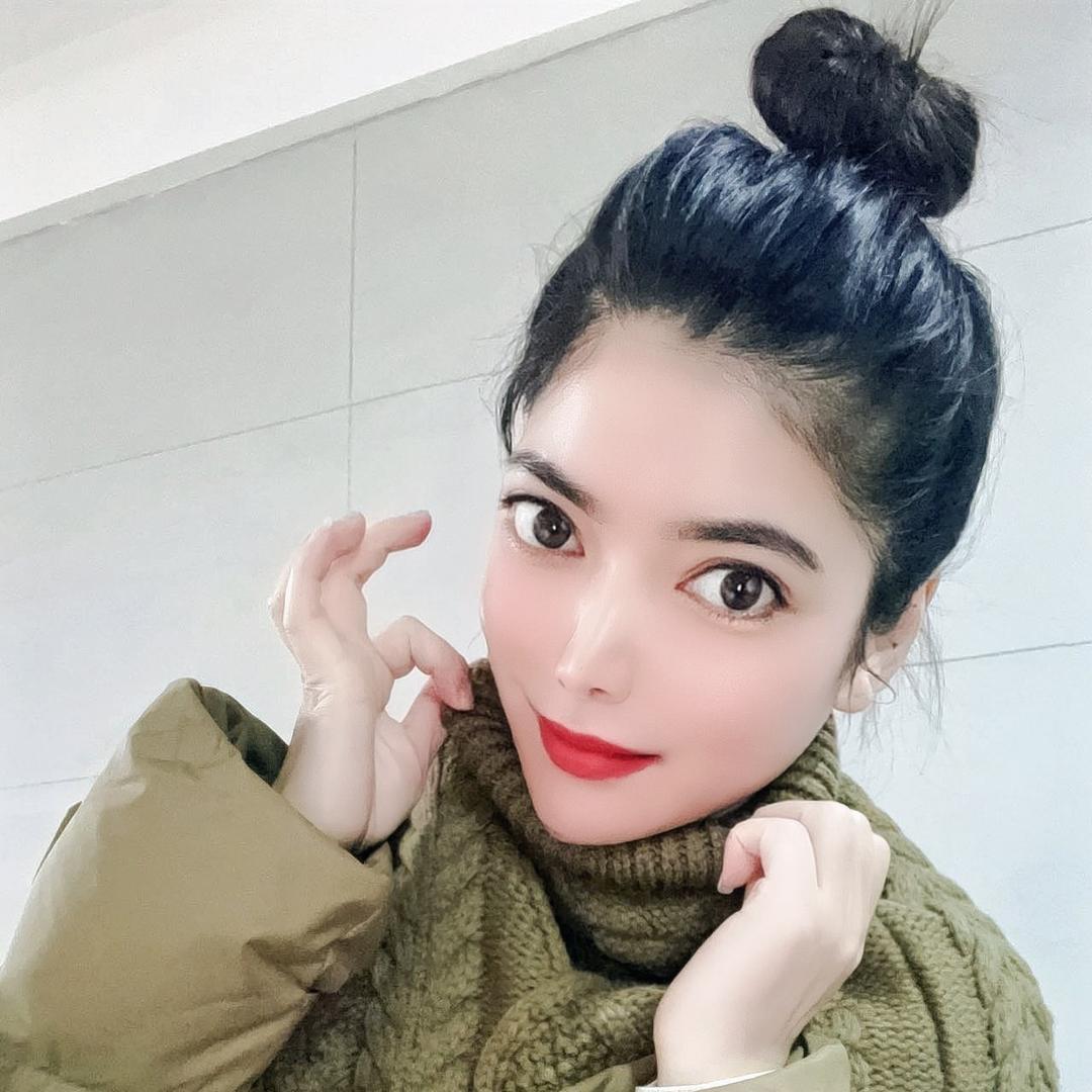 秀山萱恩女男童鞋专卖店