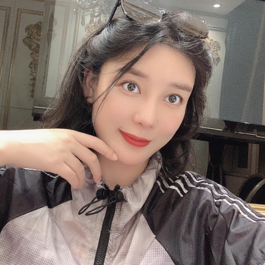 李李不是我