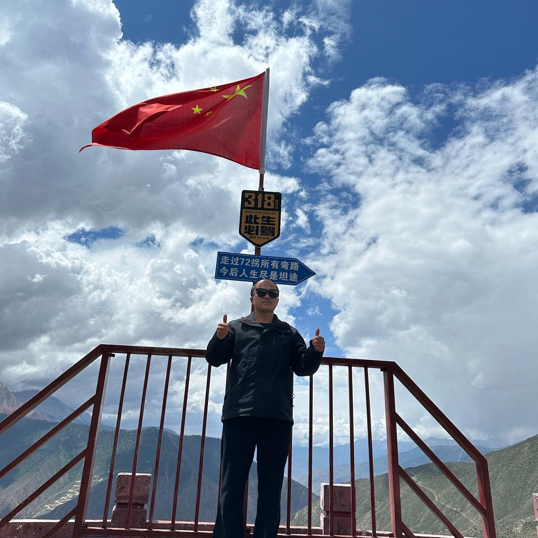 东东骑行长征转西藏