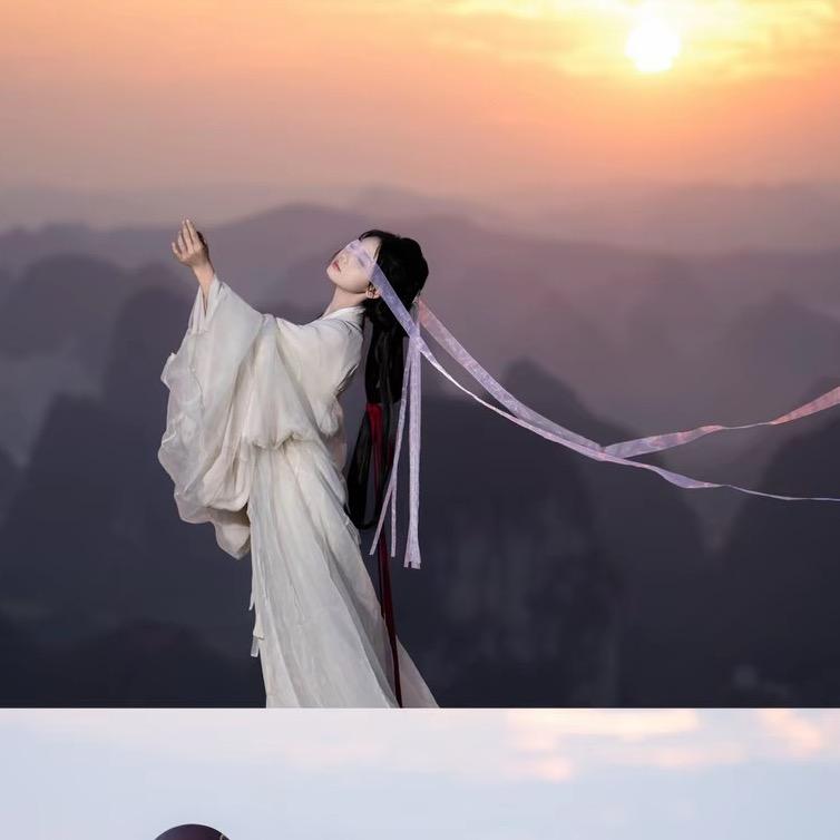 泉瑾姑娘的瓜园