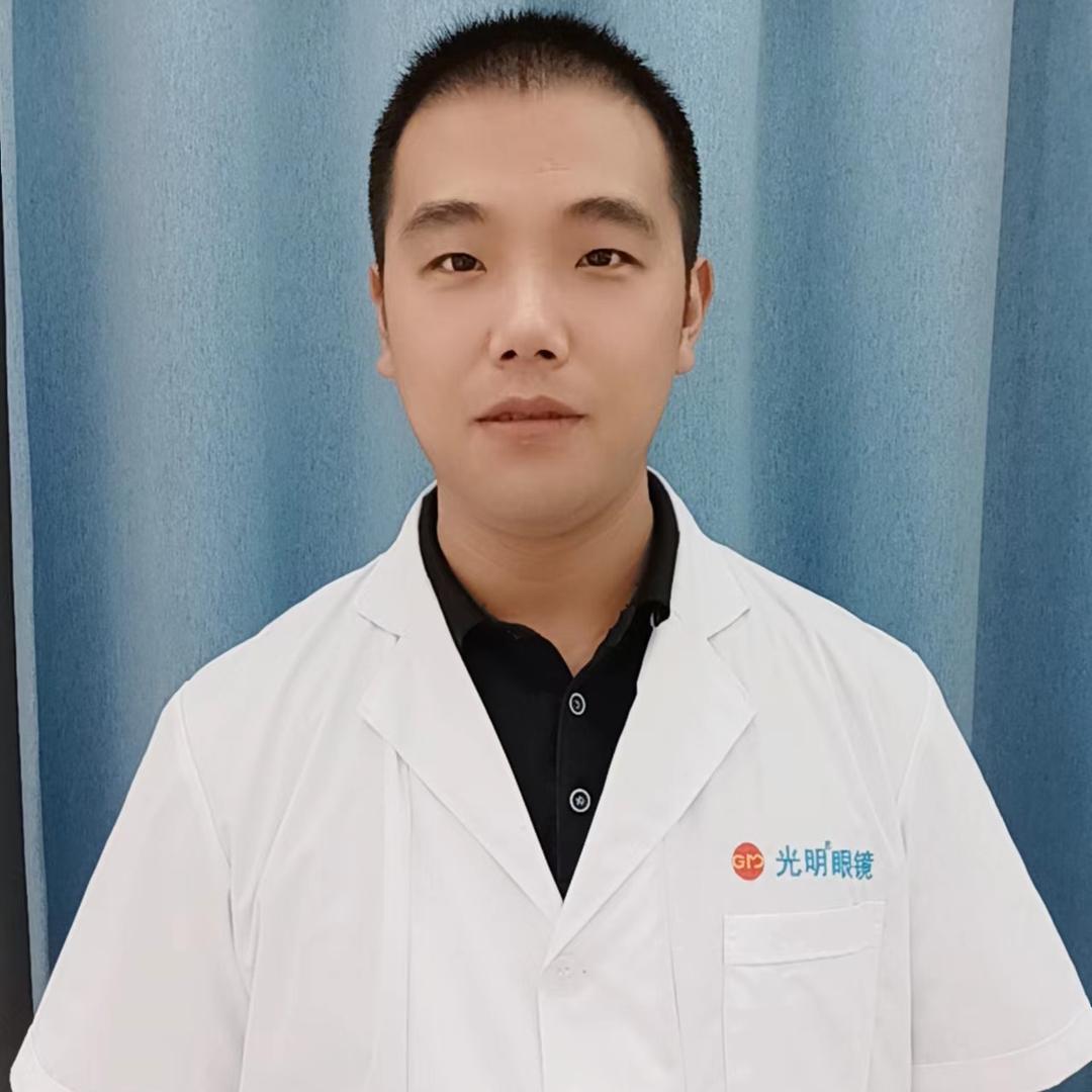 光明眼镜（高级视光师-梁）