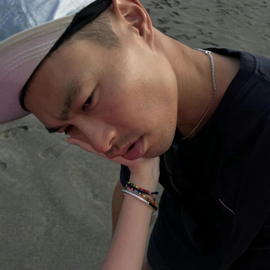 JiangH