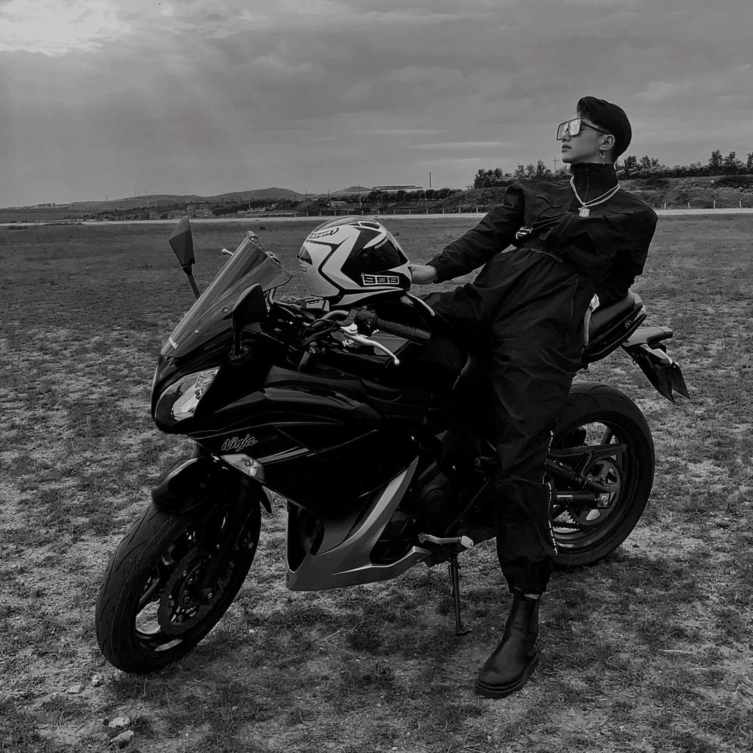 希瑞不酷爱吃醋