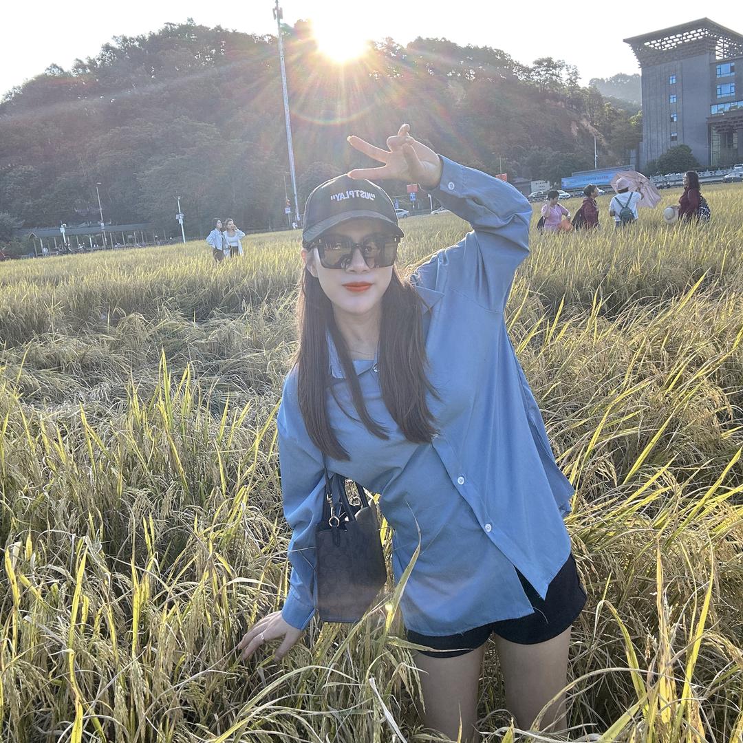 ✨ 小秦同學🍀