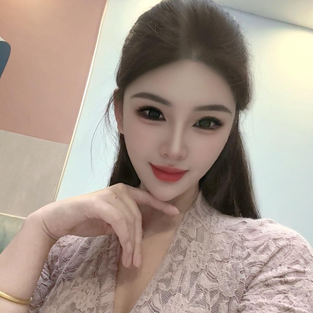 怡宝.