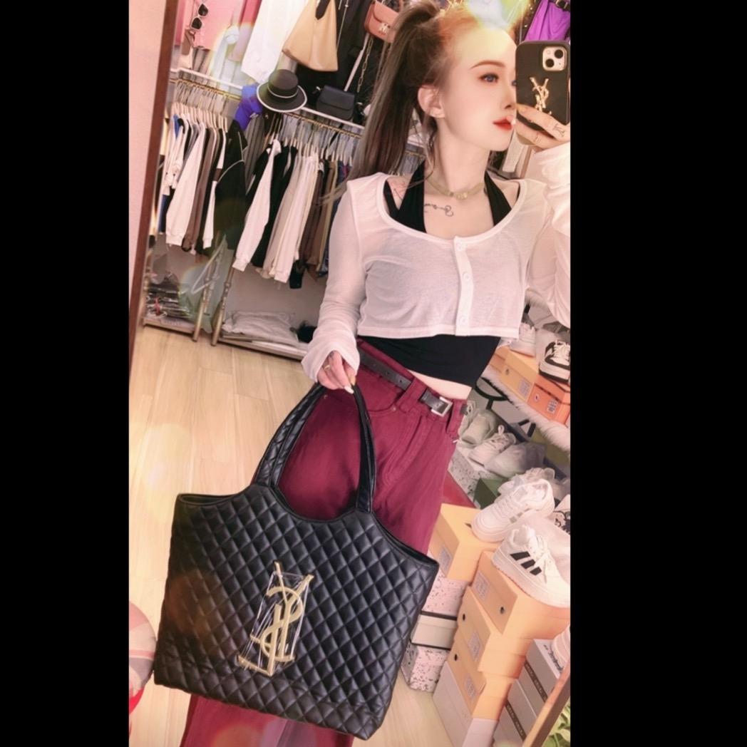 山货市百衣百顺女装