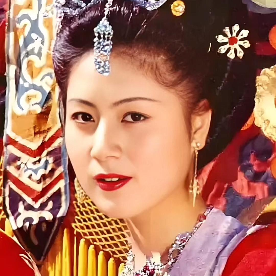 🧚‍♀️轻纱拂小舟🧚‍♀️