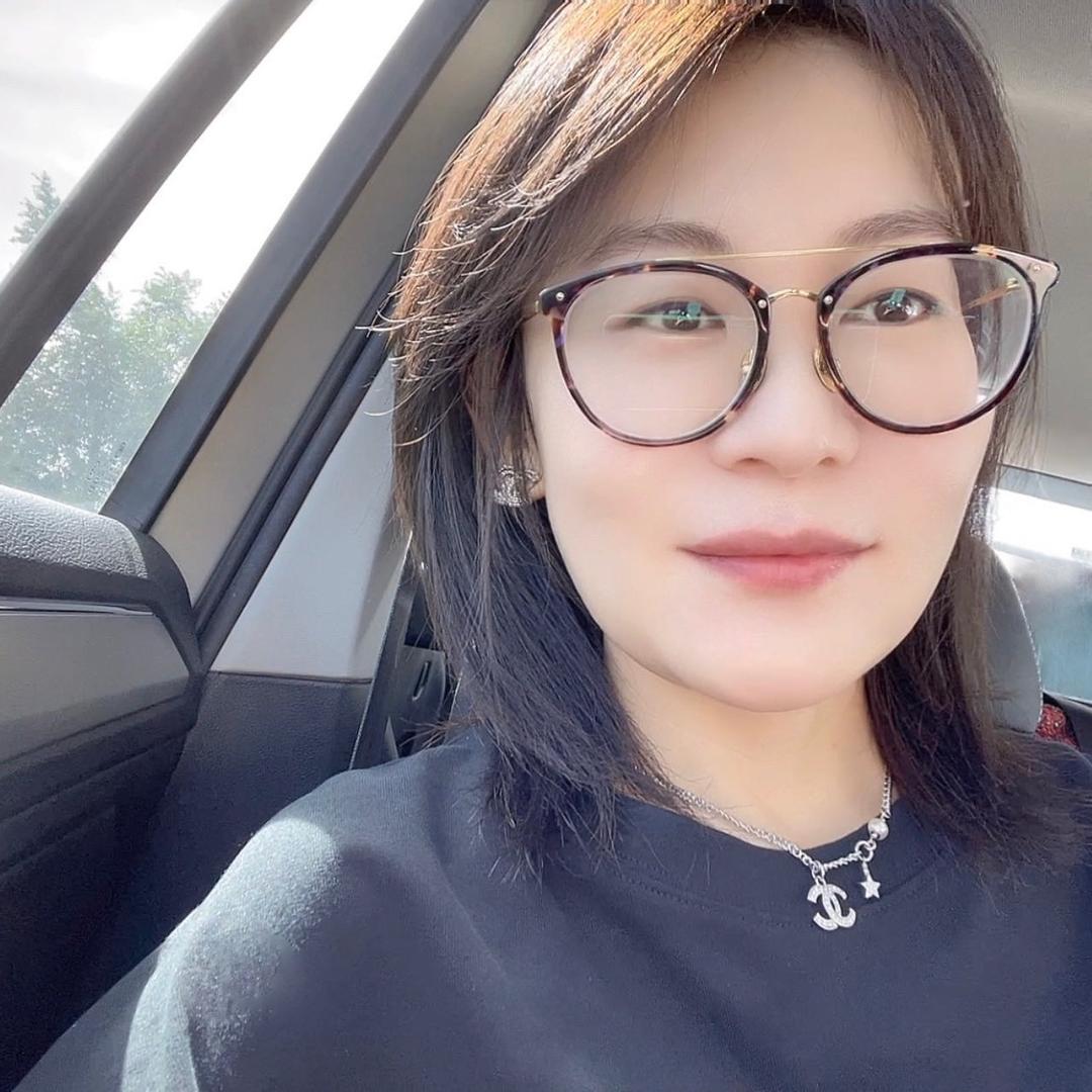 兮兮妈☀️自律带两娃