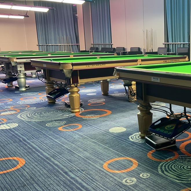 黄金九台球俱乐部兼台球器材