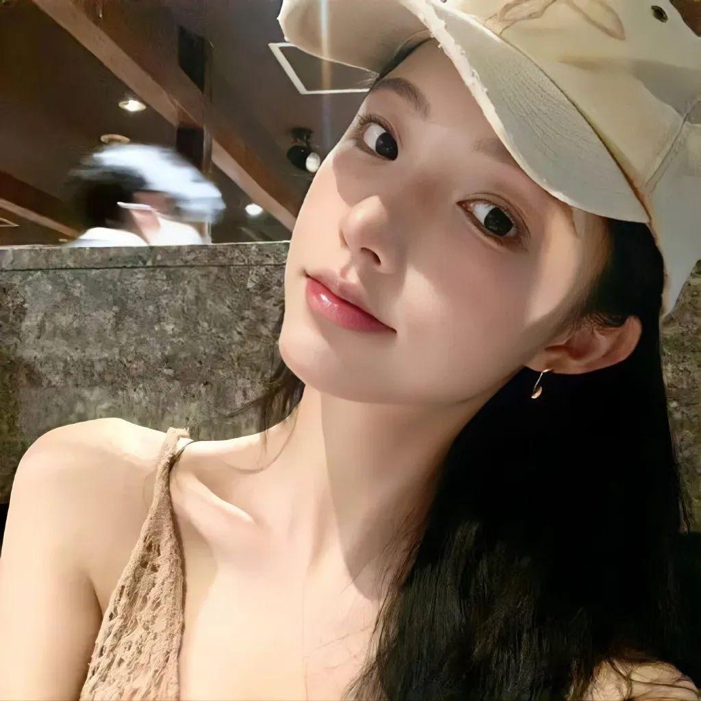小鱼呆呆脑𖠚 ˎˊ-