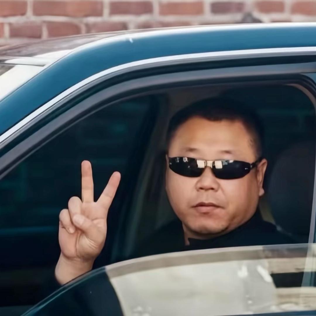 一天吃8顿🇨🇳