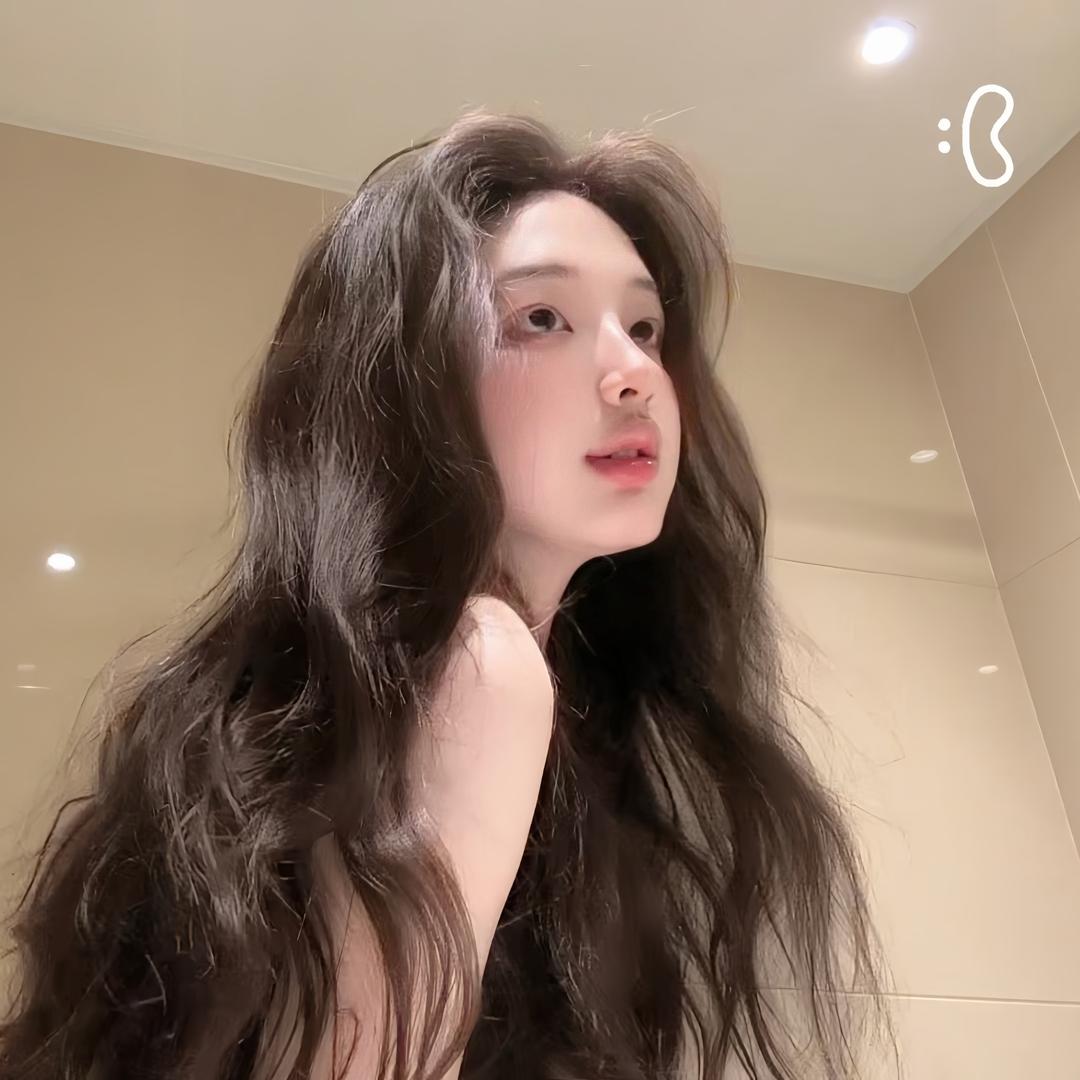 欣欣.