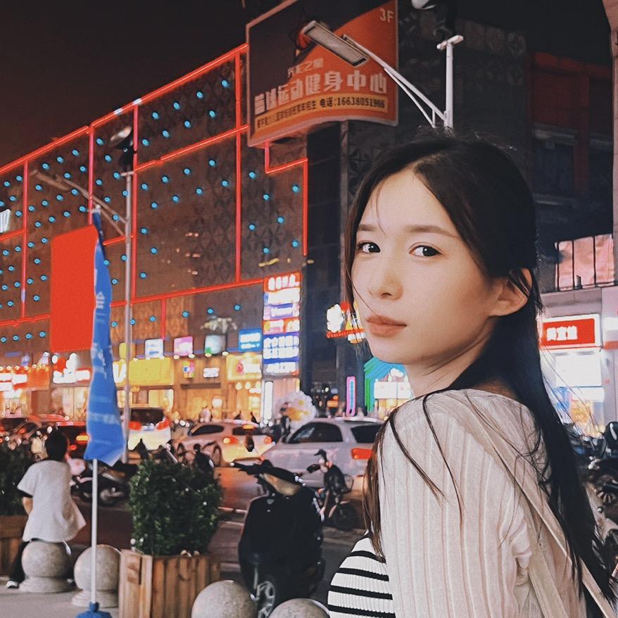 小梨菲儿