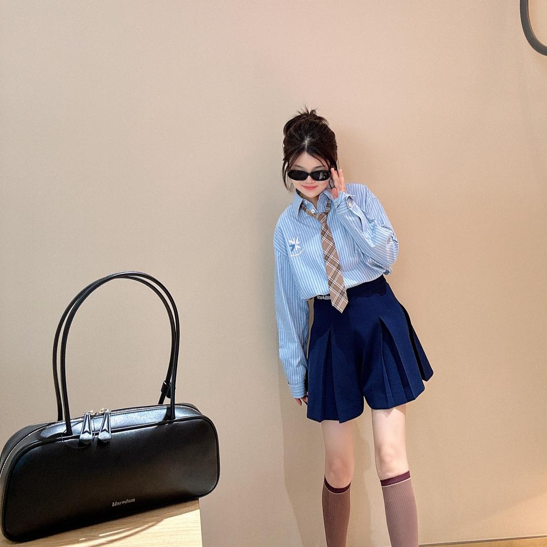信阳mithworld 沵媞 轻奢女装店