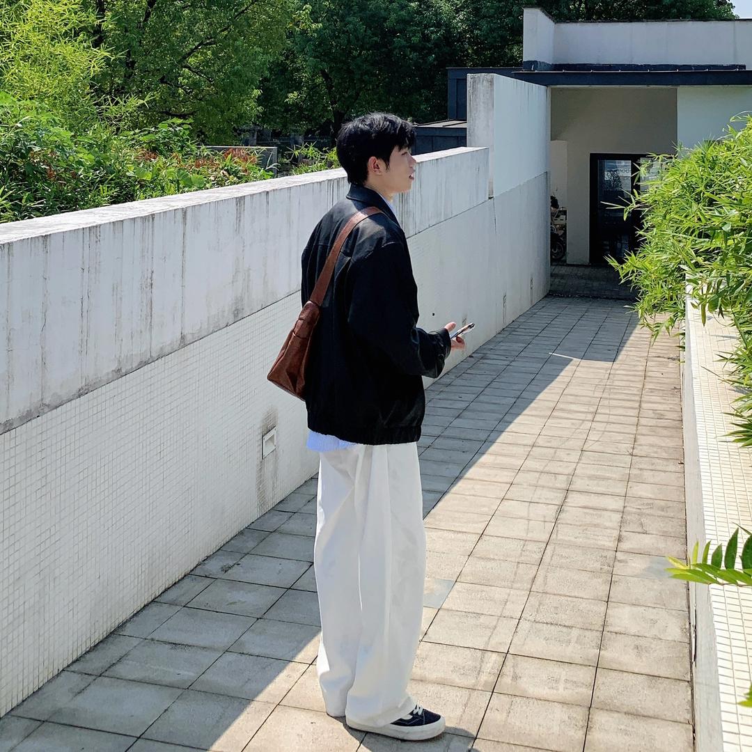 男同学