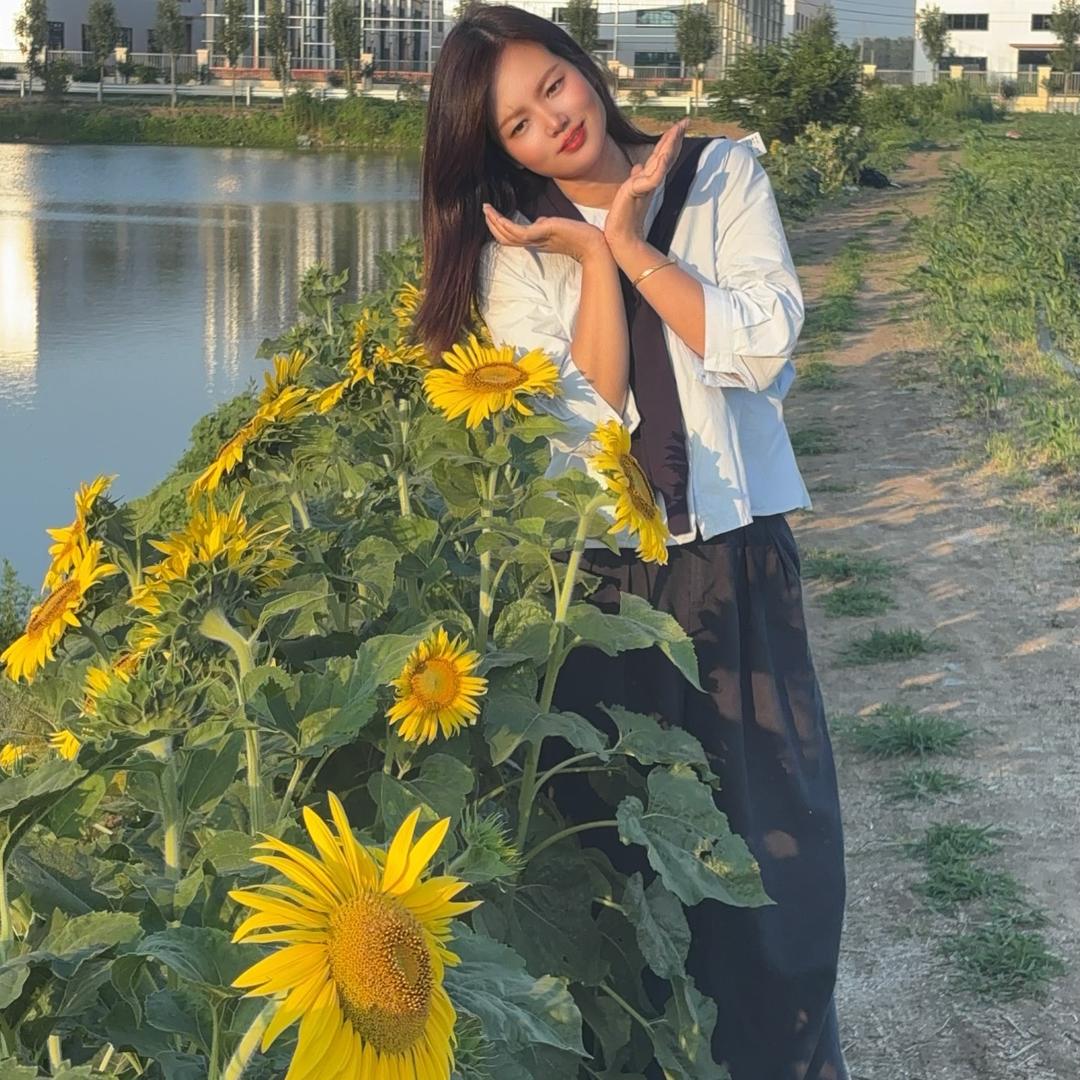 一笑而过🌻